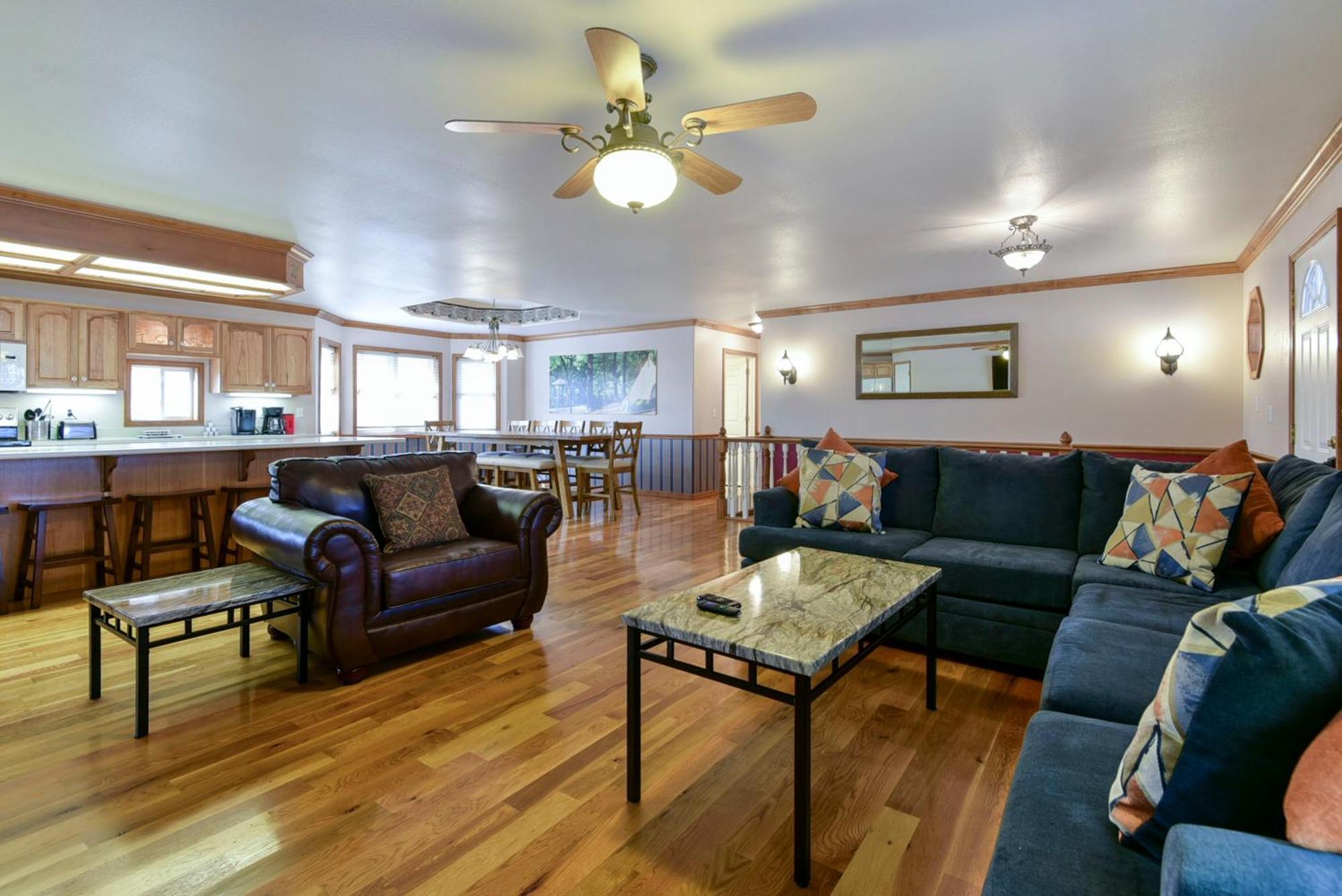 5 Bedroom Vacation Home Next To Silver Dollar City Branson Bagian luar foto