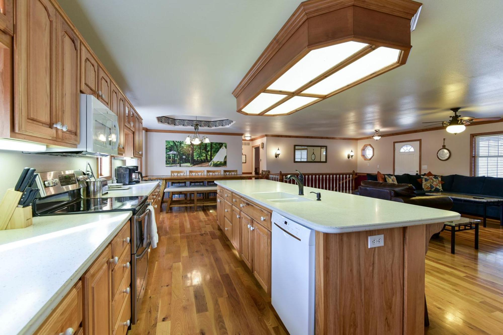 5 Bedroom Vacation Home Next To Silver Dollar City Branson Bagian luar foto