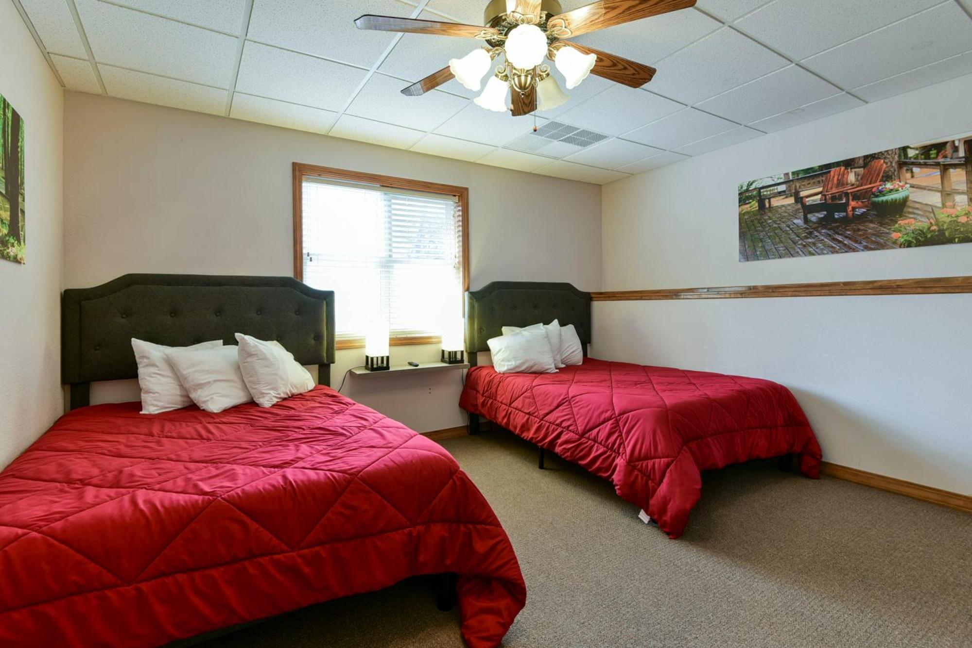 5 Bedroom Vacation Home Next To Silver Dollar City Branson Bagian luar foto